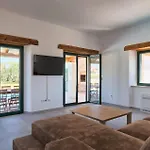Villa Pomer
